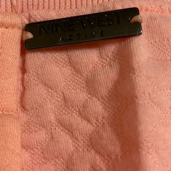 Nine West Active Size Medium Athletic shorts peach color with drawstring waist - Picture 8 of 8